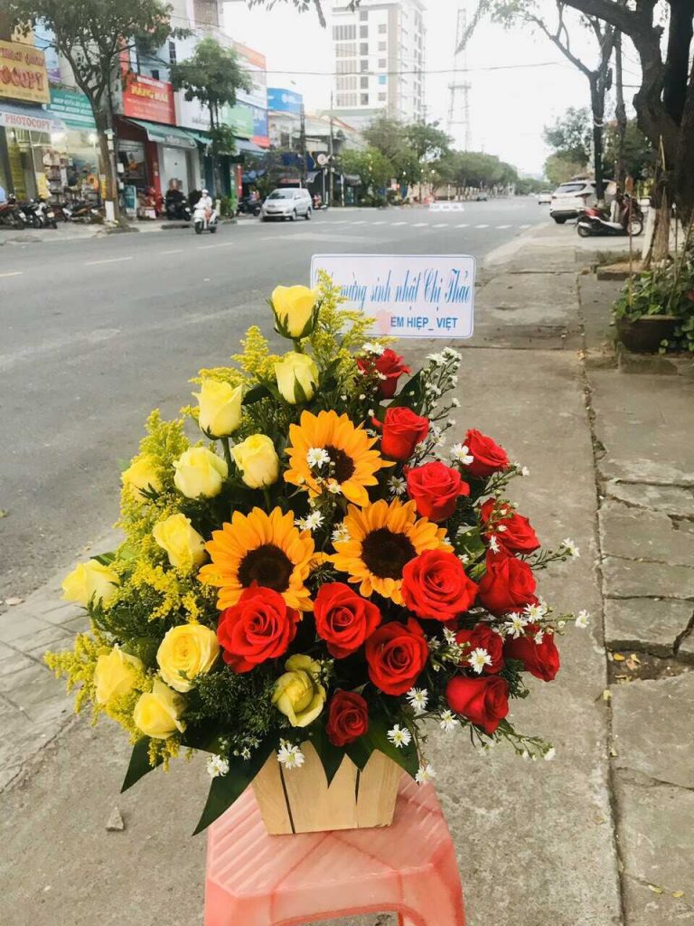 Mẫu hoa sinh nhật chỉ có tại Cửa hàng hoa tươi Lã Dương Lâm Đồng