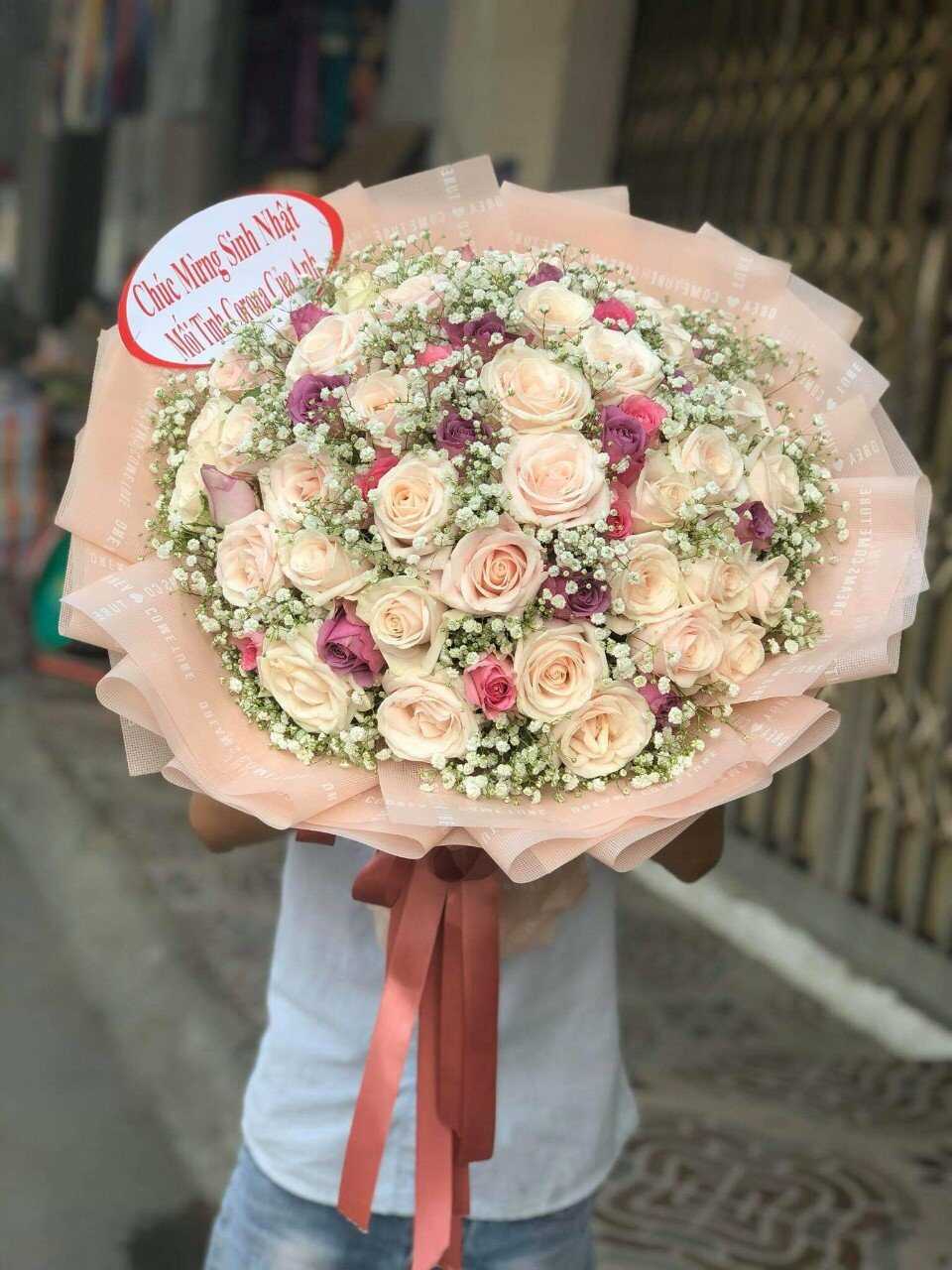Mẫu hoa chúc mừng tại Shop hoa tươi Lộc Thắng, Bảo Lâm, Lâm Đồng