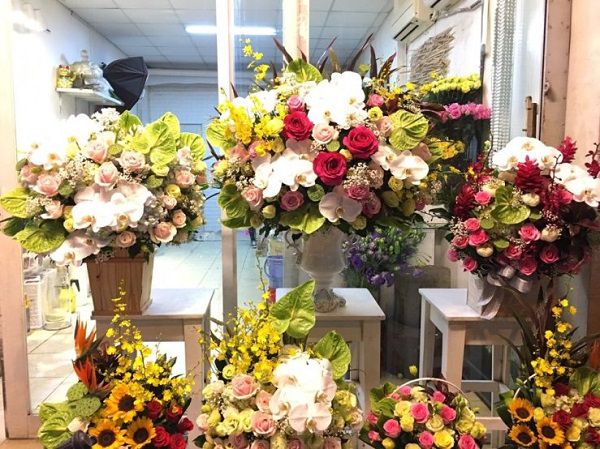 Mẫu hoa đẹp tại cửa hàng hoa tươi huyện Thanh Hà, Hải Dương