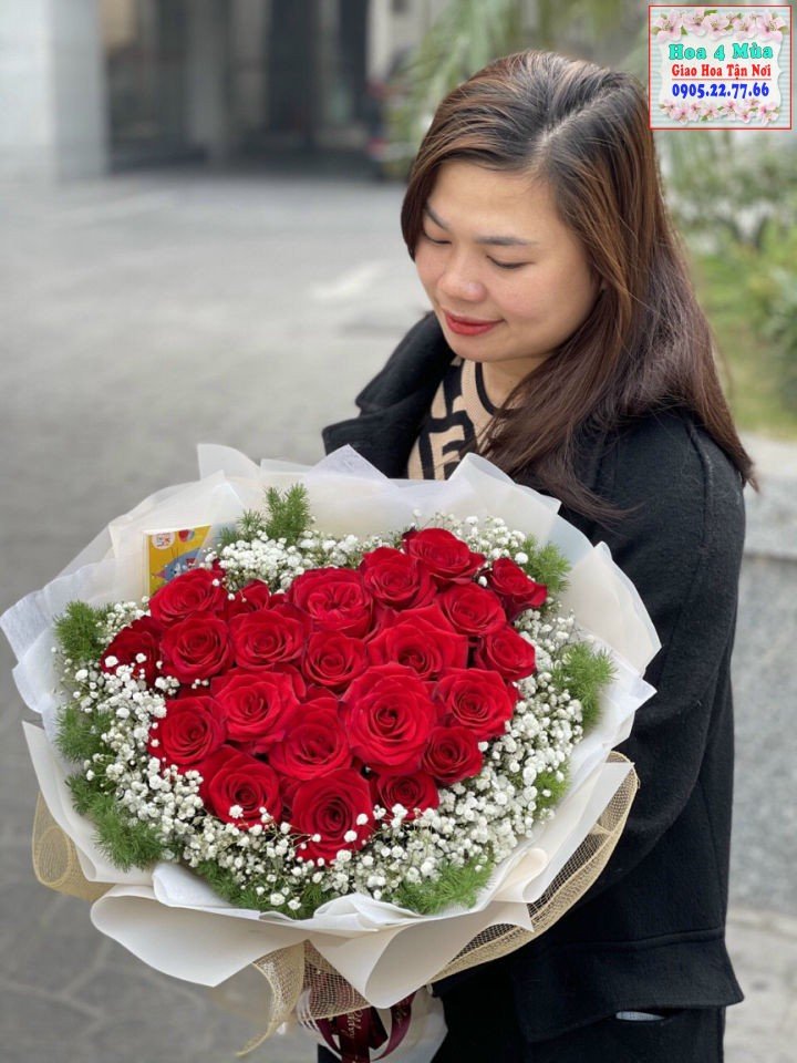 Bó hoa sinh nhật hình trái tim dành tặng cho người yêu tại shop hoa Quận Nam Từ Liên, Hà Nội 