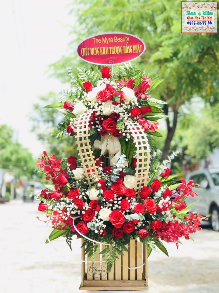 Mẫu Hoa khai trương tại điện hoa tươi huyện Phúc Thọ, Hà Nội 