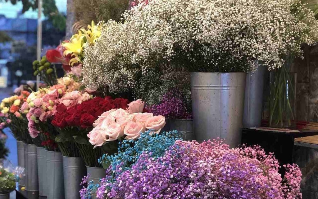 Cửa hàng Hoa 4 Mùa chuyên cung cấp hoa tươi huyện Hóc Môn tại các thị trấn và xã thuộc huyện Hóc Môn
