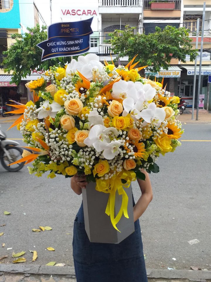 Gửi hình sản phẩm hoa trước và sau khi giao – Cửa hàng hoa Đan Phượng, Hà Nội